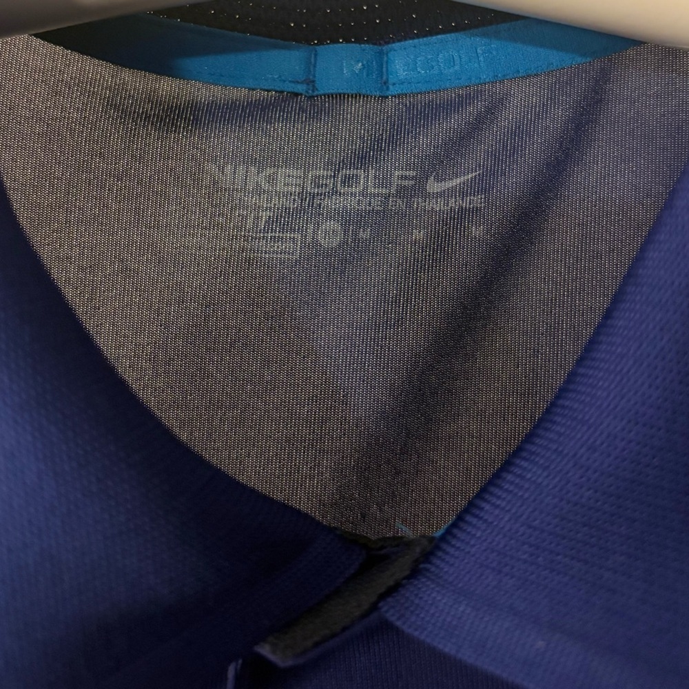 Nike Men's Navy and Blue Golf Polo Shirt - Picture 3 of 3